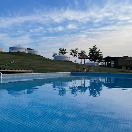 Yurte In Langa Bosia